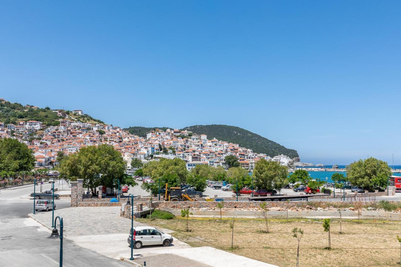 Uncle John'S Guesthouse Città di Skopelos Esterno foto